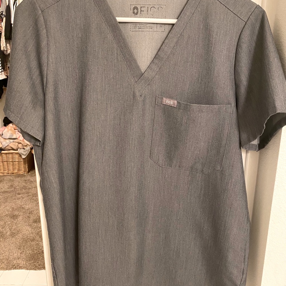 Figs One Pocket Scrub Top